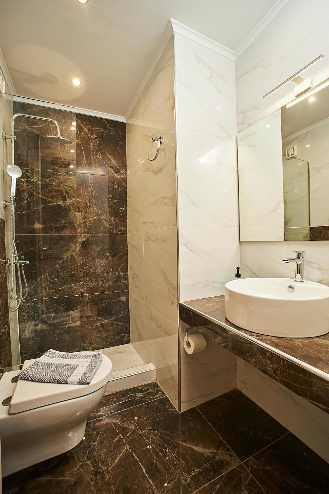 Marble Shine Apartment Near The City Center By Binobi! Tesalónica Exterior foto
